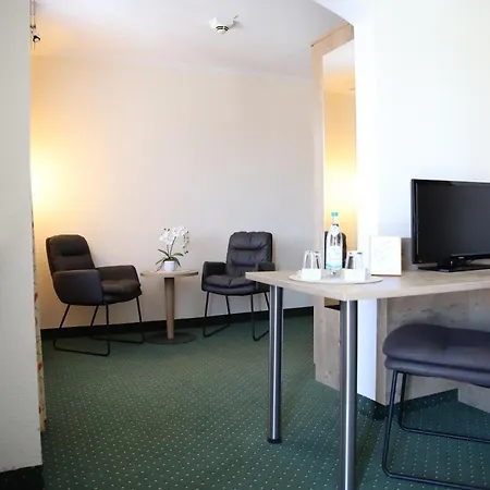 Zur Isar Hotel 3*
