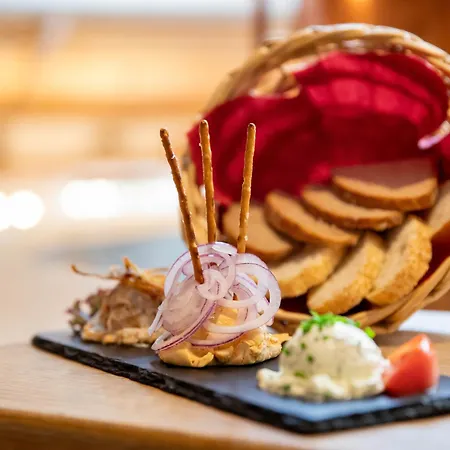 祖尔利萨酒店 酒店 普拉特灵