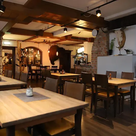 祖尔利萨酒店 酒店